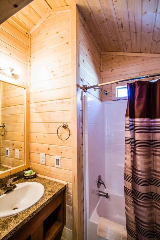 Verde Valley Lawn Cottage 11 Котънууд Екстериор снимка