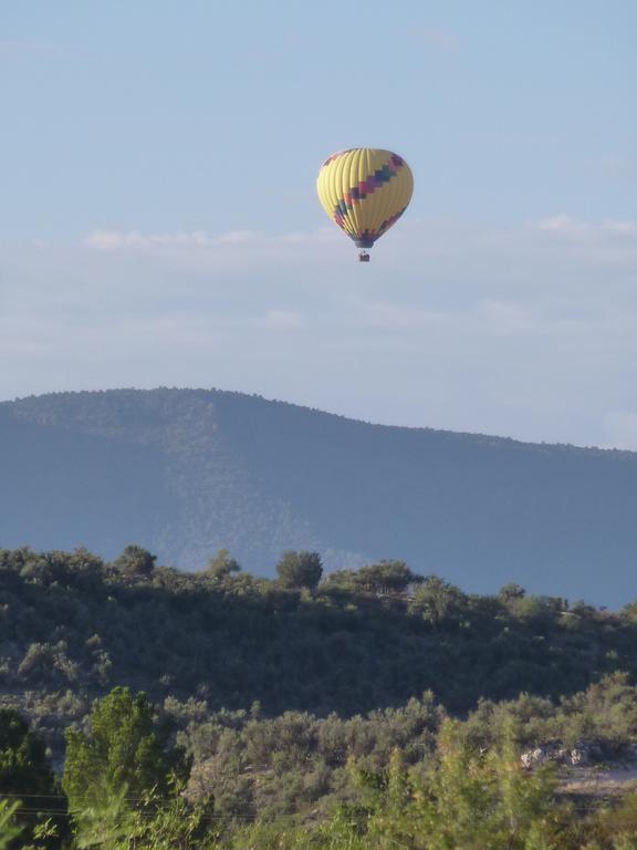 Verde Valley Lawn Cottage 11 Котънууд Екстериор снимка